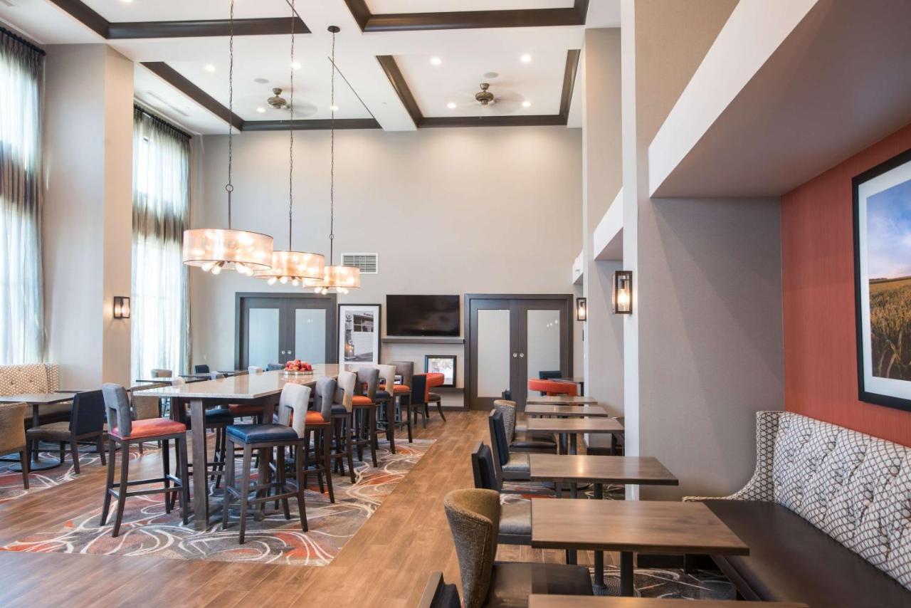 Hampton Inn And Suites At Wisconsin Dells Lake Delton Exterior foto