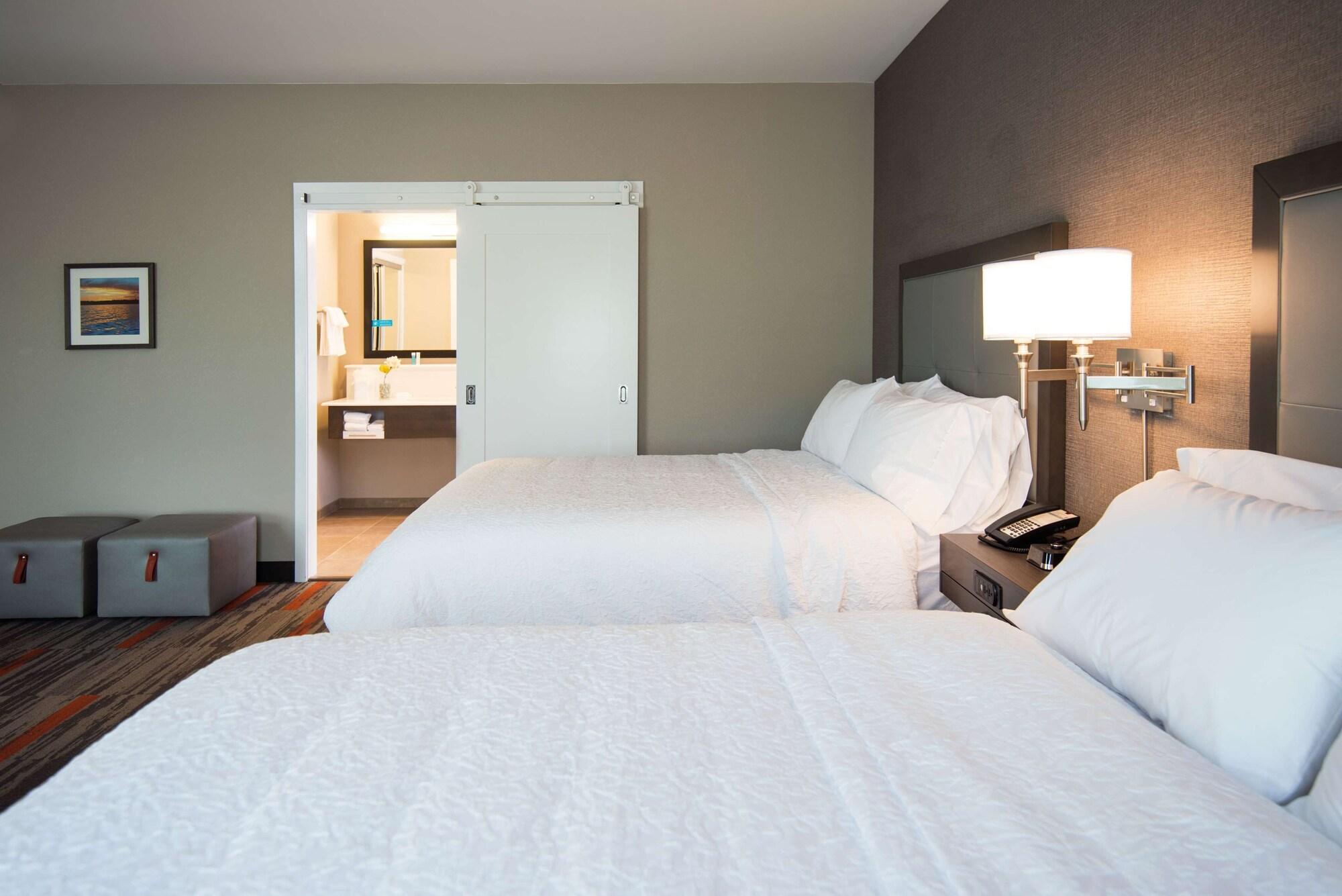 Hampton Inn And Suites At Wisconsin Dells Lake Delton Exterior foto
