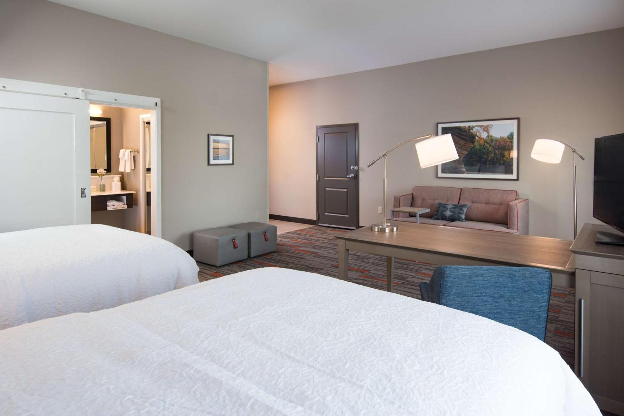 Hampton Inn And Suites At Wisconsin Dells Lake Delton Exterior foto